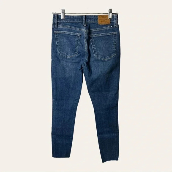 Women’s LUCKY BRAND MEDIUM WASH DENIM JEANS SIZE 0/25 - Picture 7 of 10
